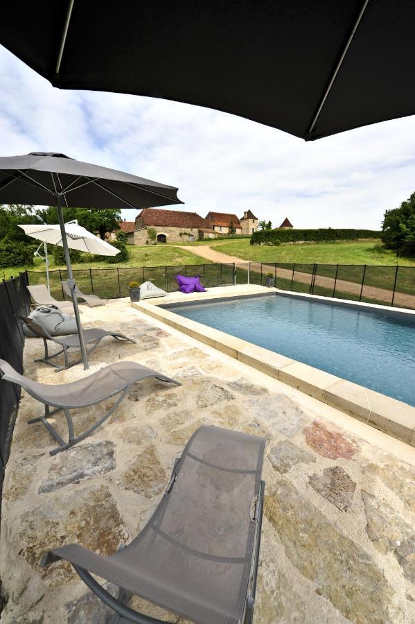 Gite 8 Pers Du Chateau De Cantecor Alvignac Δωμάτιο φωτογραφία