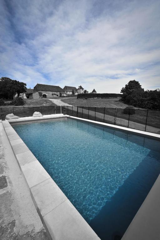 Gite 8 Pers Du Chateau De Cantecor Alvignac Δωμάτιο φωτογραφία